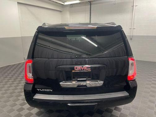 2017 GMC Yukon SLE