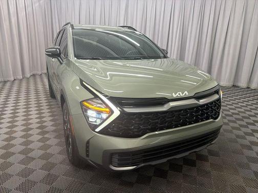 Jungle Green 2024 Kia Sportage X-Line