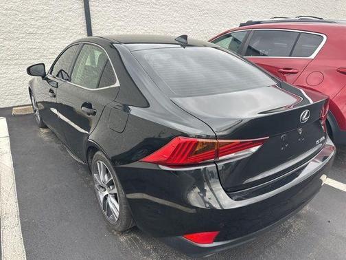 2018 Lexus IS 300 Base