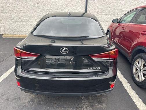 2018 Lexus IS 300 Base