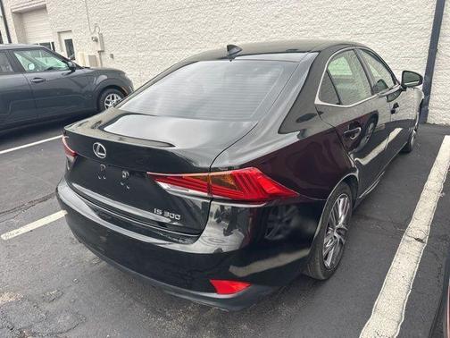 2018 Lexus IS 300 Base