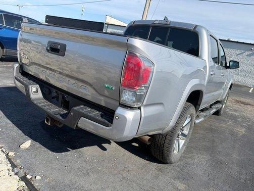 Silver Sky Metallic 2016 Toyota Tacoma Limited