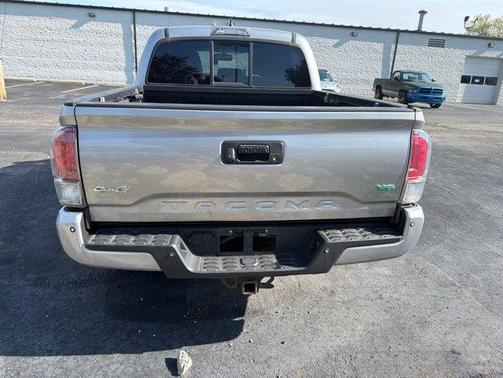 Silver Sky Metallic 2016 Toyota Tacoma Limited