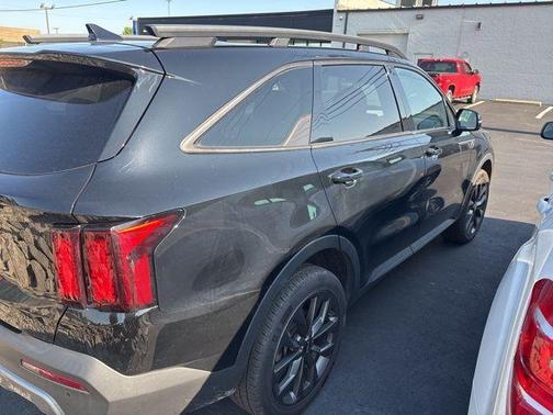 2022 Kia Sorento X-Line EX