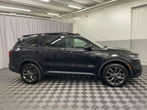 2022 Kia Sorento X-Line EX