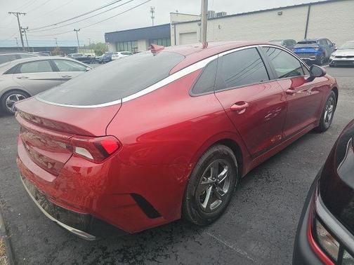 2022 Kia K5 LXS