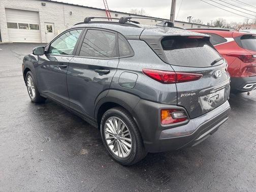 2021 Hyundai KONA SEL Plus