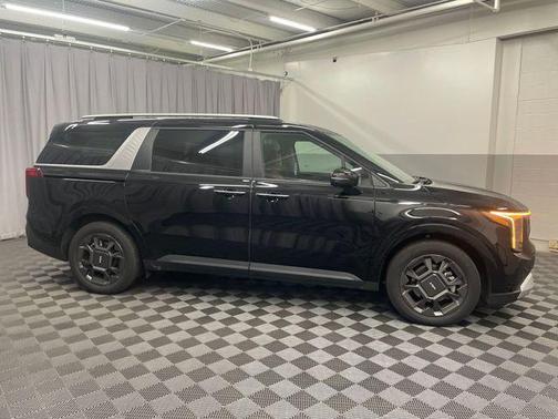 2025 Kia Carnival Hybrid EX