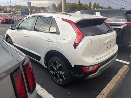 2023 Kia Niro EX Touring