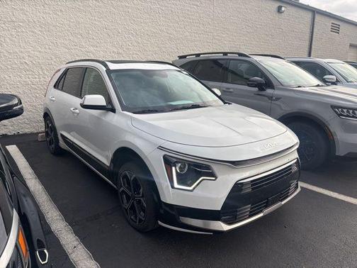 2023 Kia Niro EX Touring