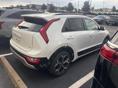2023 Kia Niro EX Touring
