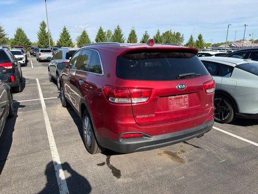 Remington Red Metallic 2016 Kia Sorento LX