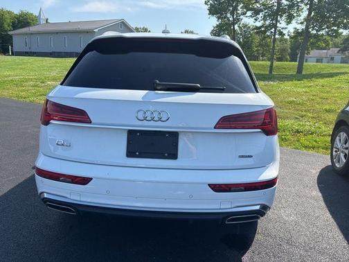 2022 Audi Q5 45 S line quattro Premium
