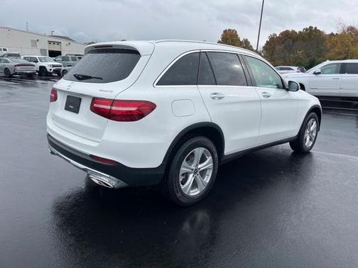 Photo 5 of 31 of 2018 Mercedes-Benz GLC 300 Base 4MATIC