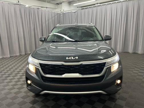 2022 Kia Seltos EX