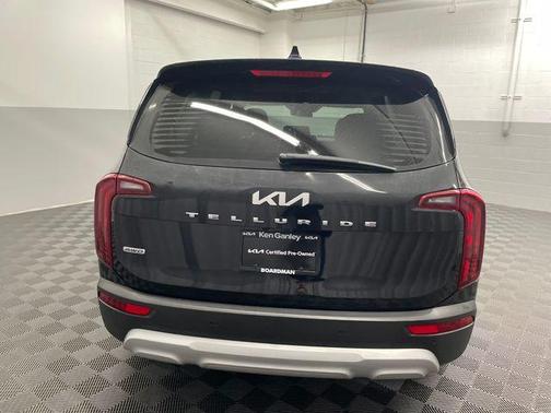 2022 Kia Telluride LX