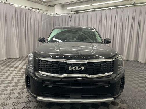 2022 Kia Telluride LX