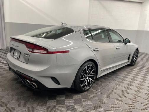 2022 Kia Stinger GT-Line