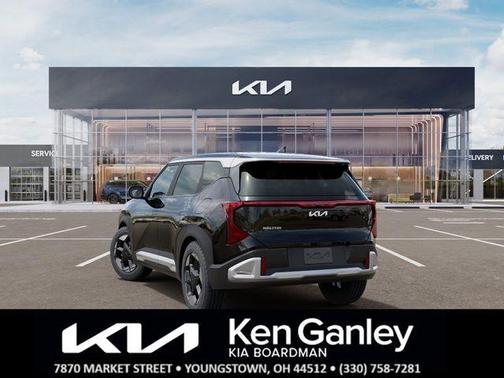 Aurora Black Pearl 2027 Kia Seltos S