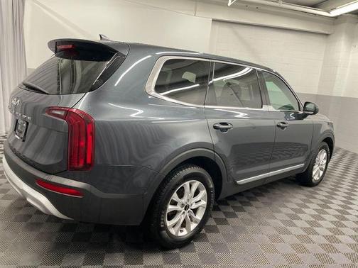 2022 Kia Telluride LX