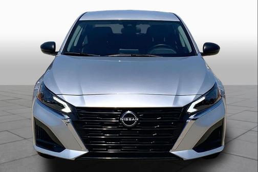 Brilliant Silver Metallic 2025 Nissan Altima SV FWD