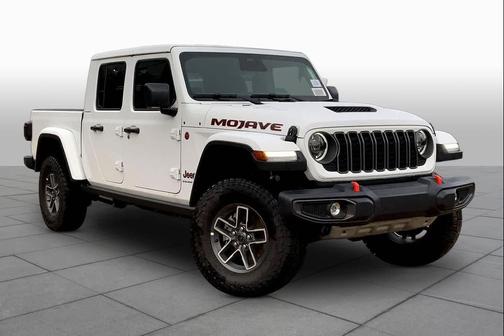 Bright White Clearcoat 2026 Jeep Gladiator Mojave 4x4
