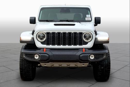 Bright White Clearcoat 2026 Jeep Gladiator Mojave 4x4