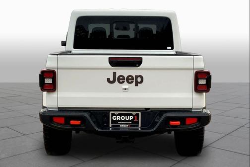 Bright White Clearcoat 2026 Jeep Gladiator Mojave 4x4