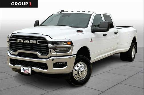 2025 RAM 3500 Tradesman Crew Cab 4x4 8' Box