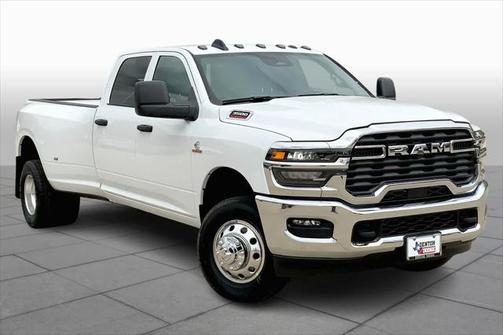 2025 RAM 3500 Tradesman Crew Cab 4x4 8' Box