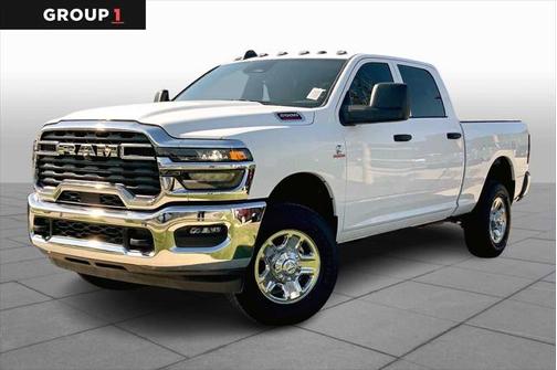 2025 RAM 2500 Tradesman Crew Cab 4x4 6'4' Box
