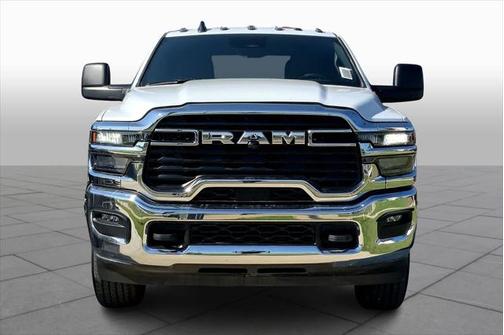 2025 RAM 2500 Tradesman Crew Cab 4x4 6'4' Box