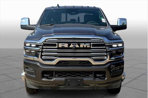 2025 RAM 3500 Laramie Crew Cab 4x4 8' Box