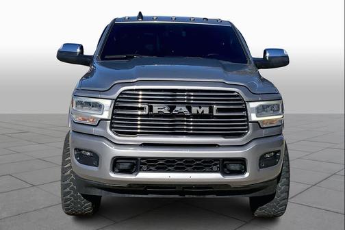 2019 RAM 2500 Laramie Crew Cab 4x4 6'4' Box