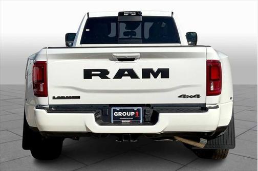 2026 RAM 3500 Laramie Crew Cab 4x4 8' Box