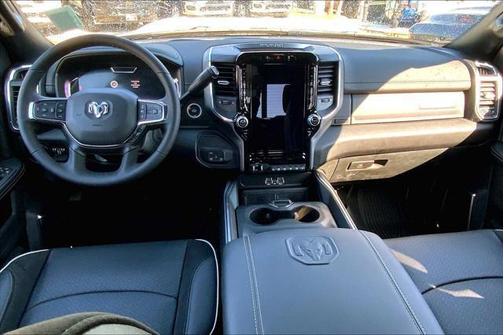 2026 RAM 3500 Laramie Crew Cab 4x4 8' Box