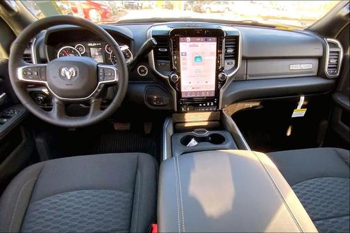 2026 RAM 2500 Lone Star Crew Cab 4x4 6'4' Box