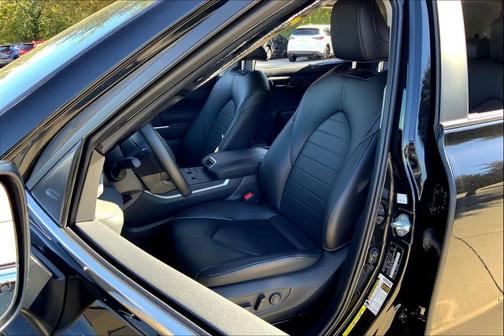 2024 Toyota Highlander Hybrid XLE