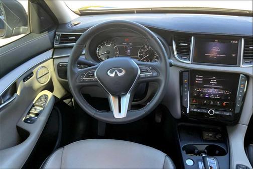 2023 INFINITI QX50 LUXE