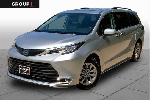 2021 Toyota Sienna XLE 7 Passenger