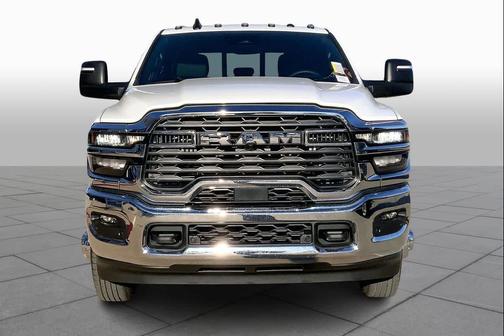 2026 RAM 3500 Tradesman Crew Cab 4x4 8' Box