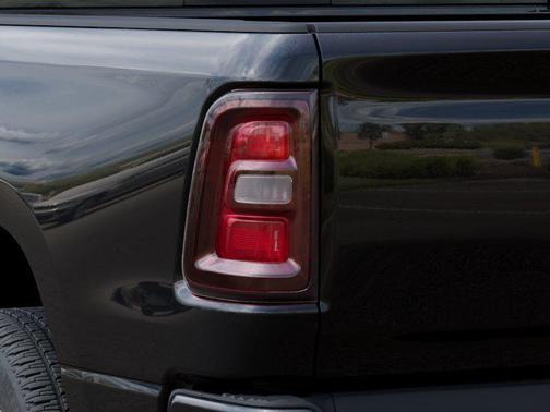 Diamond Black Crystal Pearlcoat 2026 RAM 1500 Express