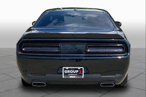 Pitch Black Clearcoat 2023 Dodge Challenger R/T
