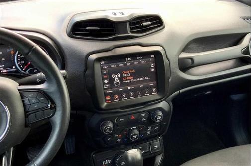 2022 Jeep Renegade Altitude