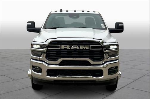 2025 RAM 3500 Lone Star Crew Cab 4x4 8' Box