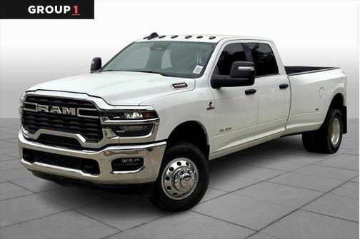 2025 RAM 3500 Lone Star Crew Cab 4x4 8' Box
