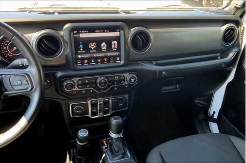 2022 Jeep Gladiator Willys 4x4