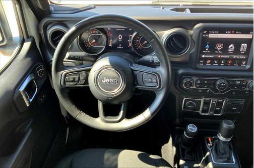 2022 Jeep Gladiator Willys 4x4
