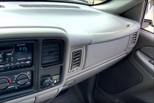 2000 Chevrolet Silverado 1500 LS