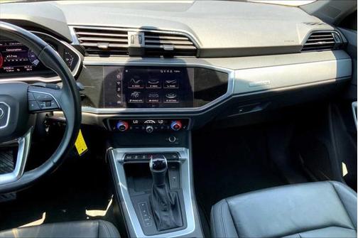 2022 Audi Q3 45 S line Premium Plus